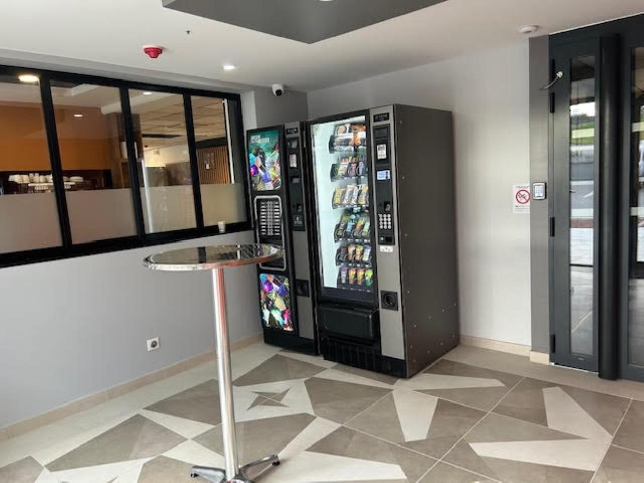 Val Hotel Montbeliard Sud Valentigney Εξωτερικό φωτογραφία