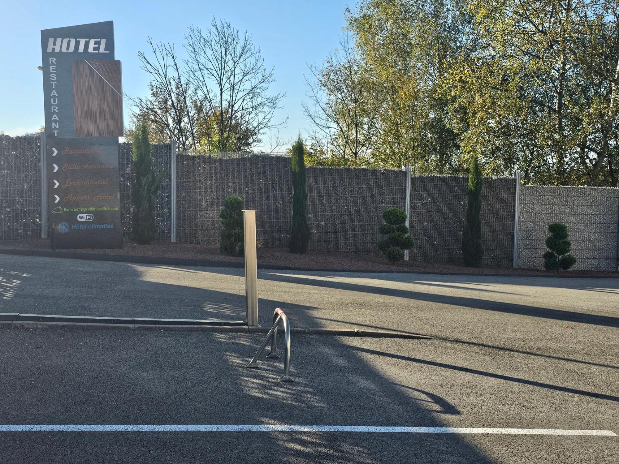 Val Hotel Montbeliard Sud Valentigney Εξωτερικό φωτογραφία