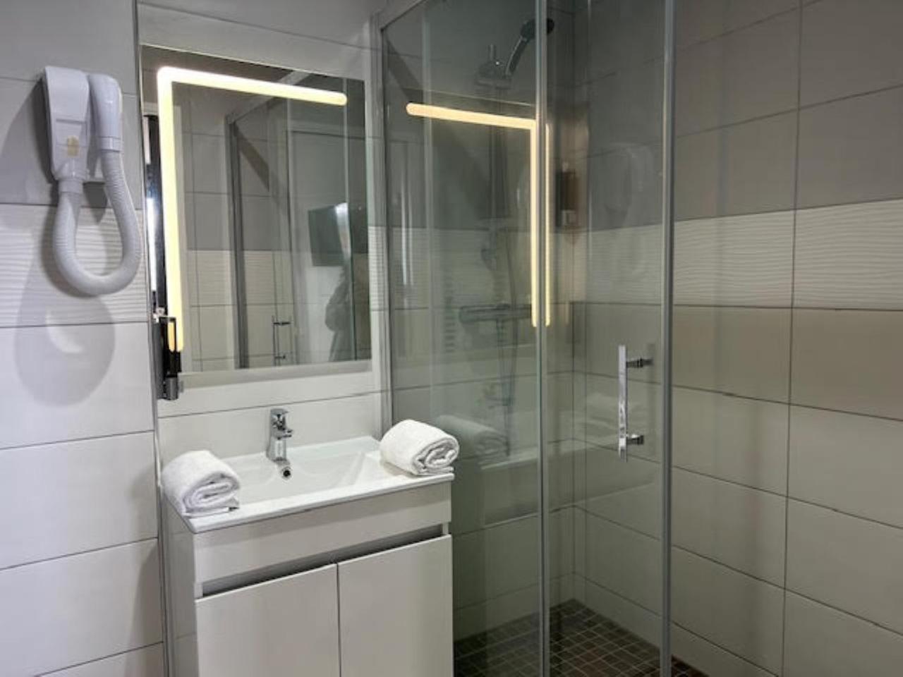 Val Hotel Montbeliard Sud Valentigney Εξωτερικό φωτογραφία